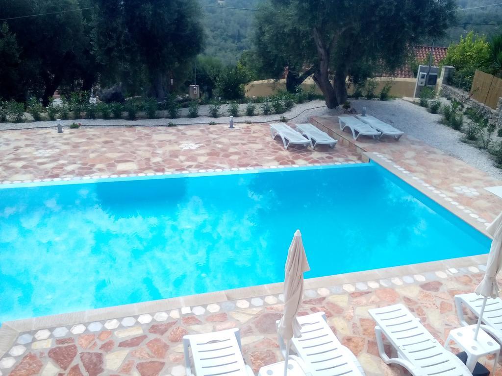Villa Androniki Longós Екстериор снимка