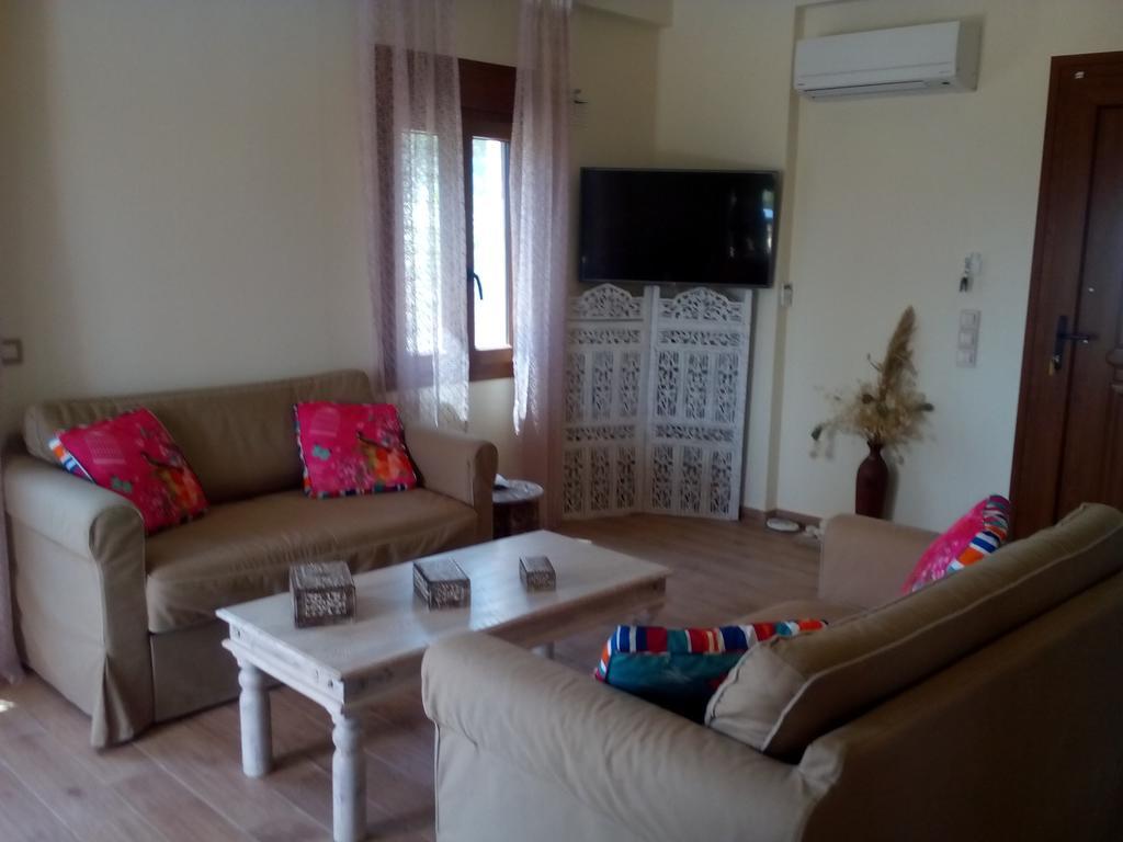 Villa Androniki Longós Екстериор снимка